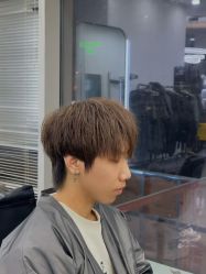 -藤野造型烫染·漂发