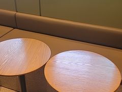 -星巴克臻选(上海中环广场2F店)