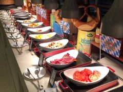 -海口绿发希尔顿酒店-田园汇自助餐·三文鱼·海鲜