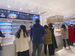 -老乡鸡(上海白玉兰广场店)