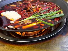 -黄潇洒老火锅(九眼桥宏济巷店)
