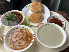 烧饼-尹三豆汁(天坛店)
