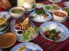 -卷心菜和避孕套餐厅(Pattaya)