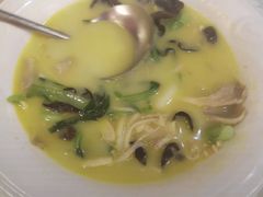 荠菜元子-眷江南之小蓝鲸(王府大街店)
