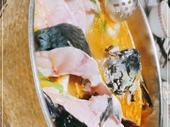 -野山舂·贵州现舂酸汤牛肉(民生路店)