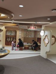 -奈尔宝·国风主题儿童乐园·亲子餐厅(豫园商城店)