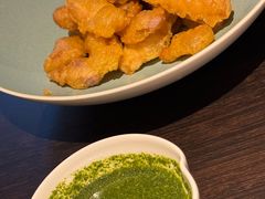 薄荷青汁酥小肉-庐灶江南·江南菜·四合院Bistro(东直门雍和宫·原华侨宾馆店)