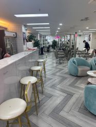 -米娜护肤造型