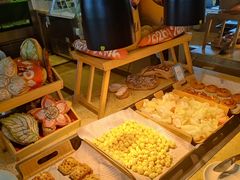 -大中华希尔顿酒店-念自助餐·嗨啤·小龙虾