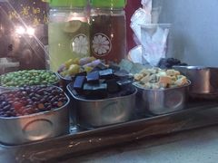 -沪上阿姨鲜果茶(华新大街店)