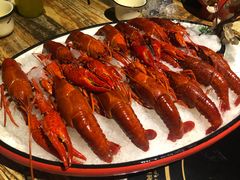 -虾弄弄海派小龙虾·牛羊蝎子火锅