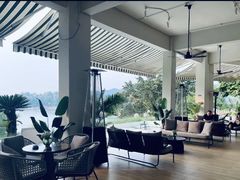 -华凌山庄·隐湖栖