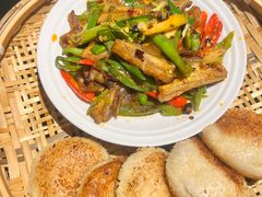 -粉墨特色菜·烧烤音乐酒馆