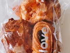 -万利隆·活力烘焙(人民路店)