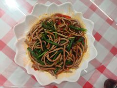 -洪霞餐馆·川菜·鲜货现炒(两江春城店)