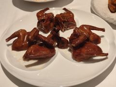 脆皮妙龄鸽-新荣记(建国门外大街店)