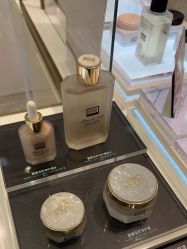 -奥伦纳素Erno Laszlo