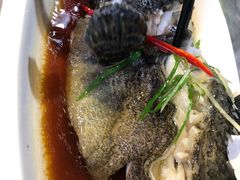 -四川小胡子海鲜(丁村万人海鲜广场店)