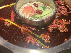 -六公里老火锅(总店)