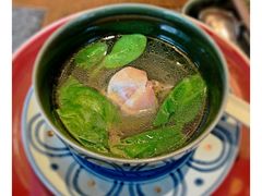 竹林老鸡汤煨高山豆苗-湖滨28中餐厅·西湖宴·杭州君悦酒店