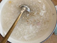 -蜜桃餐厅·伴山(湖滨商业街店)