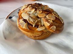 杏仁奶油肉桂卷-CHOCMONS巧克怪兽(屏风街店)