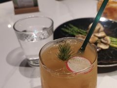 -静香HOUSE·全时段融合餐厅(七星欢乐颂店)