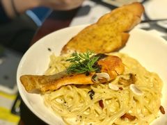 三文鱼培根黑松露汁意大利面-卡朋厨房(289艺术园区店)