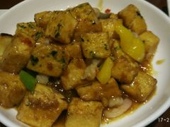 -车之谷·汽车文化主题餐厅(汽开店)