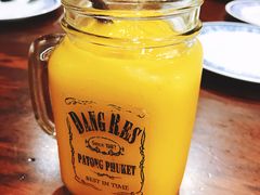 -Dang restaurant (patong phuket)