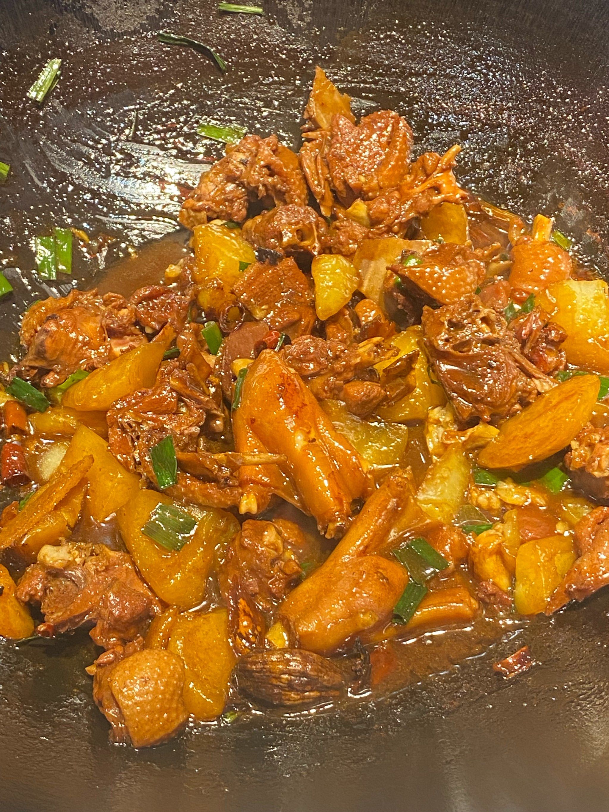 美味东北炖菜,等待时间需改进