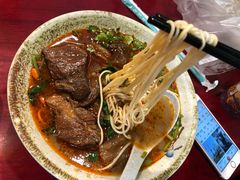 -金杨拉面王小吃面馆·牛三宝面·红烧牛肉粉
