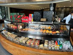 -星巴克(迪士尼小镇店)