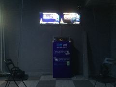 -VR 间客漫·PS电玩·虚拟现实包间游戏电竞(街道口店)