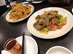 -乾坤饭店