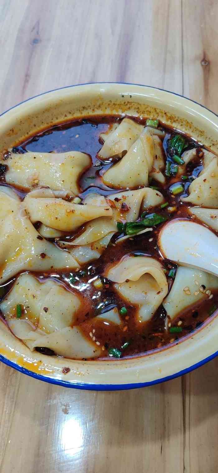 鬼抄手(重庆店)-"当你饿了找不到喜欢吃什么的时候,这时就有.