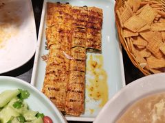-杨家崴子碳缸烧烤(东三马路店)