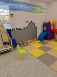 -熊小米专业儿童游泳馆