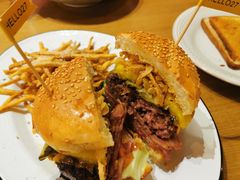 -HELLO 27 意面·沙拉·帕尼尼