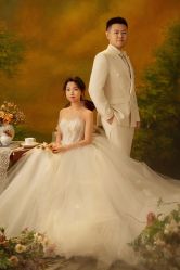 -雪中彩影婚纱摄影·微光艺术中心