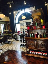 点击看大图 -TWOFACE 双面理发馆