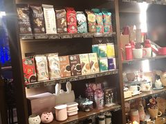 零售区-星巴克(南京同曦万尚城店)