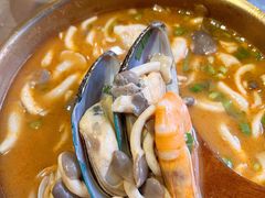 泰式传统冬阴功汤-清迈清迈巷口小排档(烟台山店)