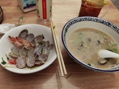 -一路飘香面馆