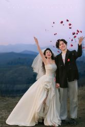 -卡兹摄影STUDIO婚纱摄影(文化路万达店)