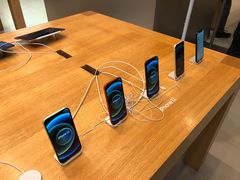 -Apple零售店(华贸购物中心店)