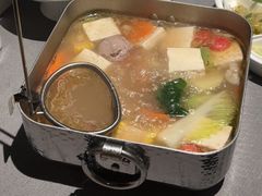 -左庭右院鲜牛肉火锅黑金店(陆家嘴中心店)