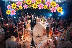 -曼格纳婚礼艺术中心(张江店)