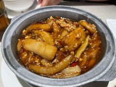 咸鱼茄子煲-香港新发烧腊茶餐厅(书城店)
