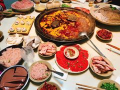 -渝嘴小老弟老火锅(华新村店)